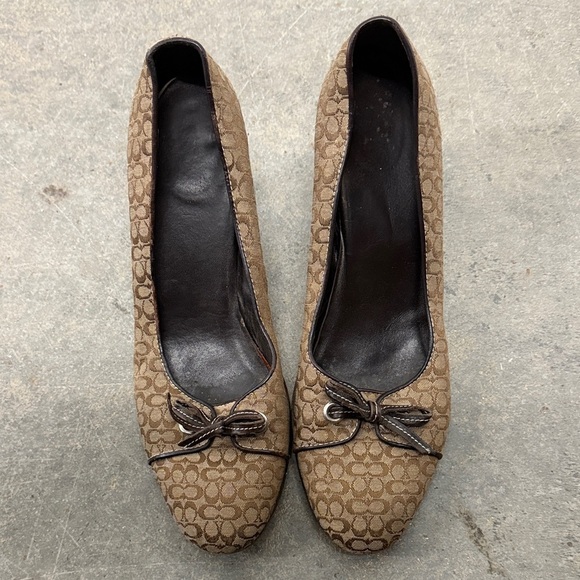 Coach rare vintage heels